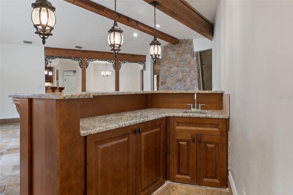 239 Southeast Paradise Point Road Crystal River, FL 34429 - Photo 9 of 48