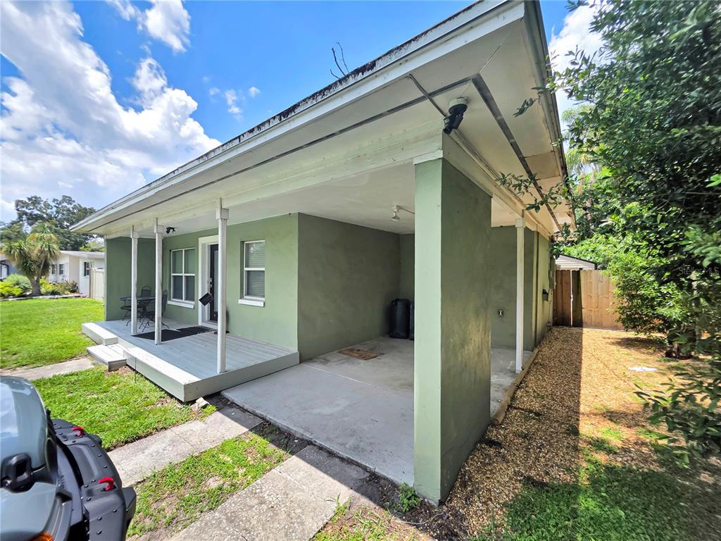 5117 Lake Howell Road Winter Park, FL 32792 - Photo 2 of 15