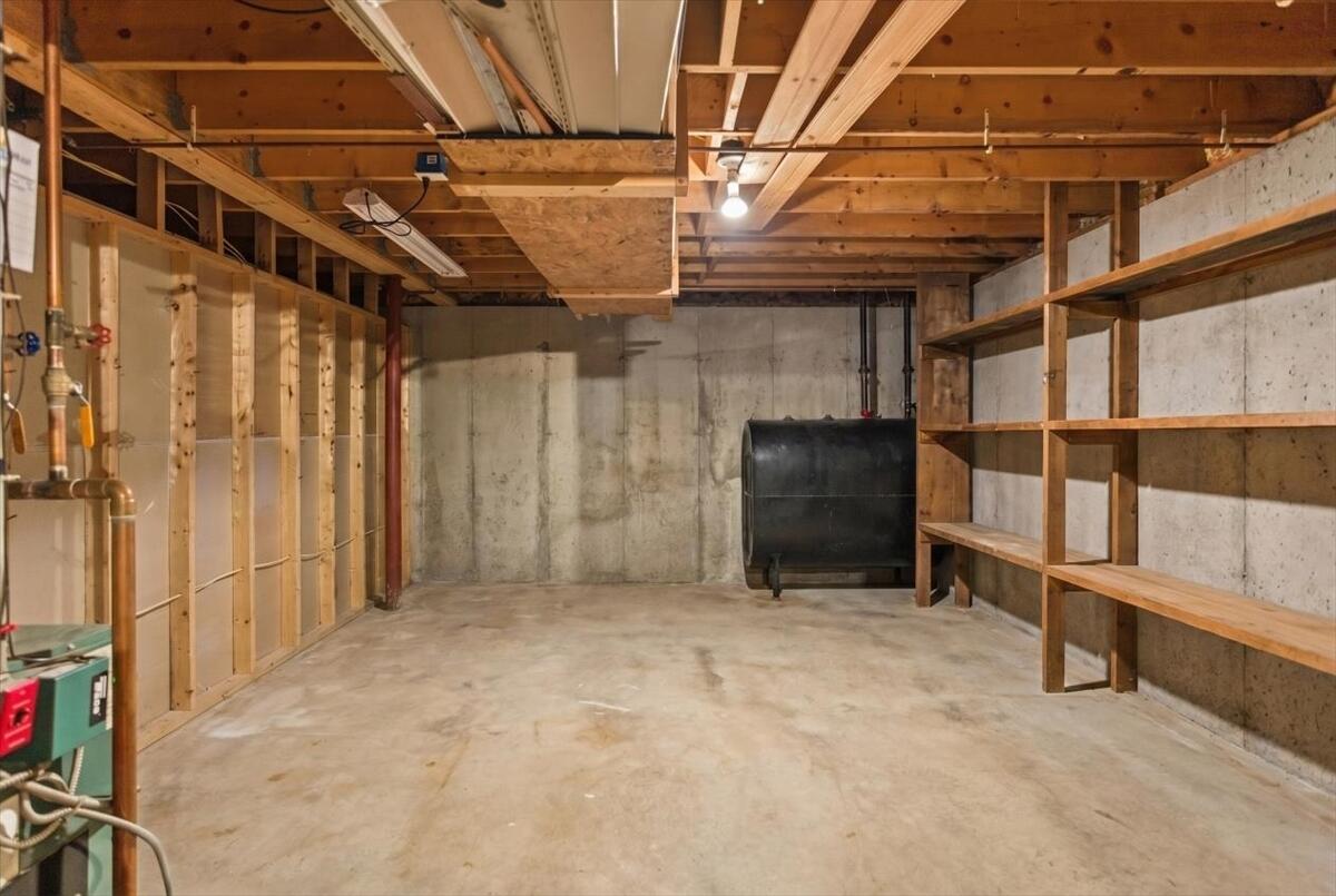 244 Back Street Monmouth, ME 04265 - Photo 36 of 53 67-19_basement_q