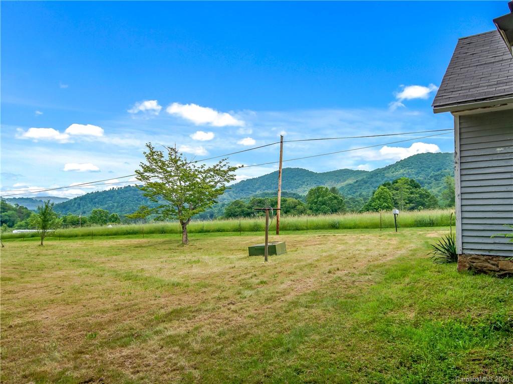 5020 Dutch Cove Road Canton, NC 28716 - Photo 16 of 19 a view of an ocean with a big yard