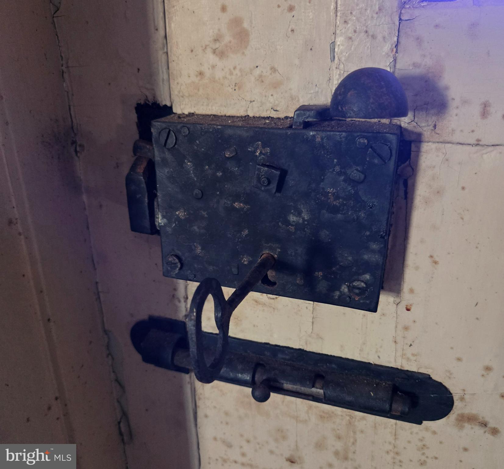 2519 Ash Mill Road Doylestown, PA 18902 - Photo 25 of 51 Door Hardware