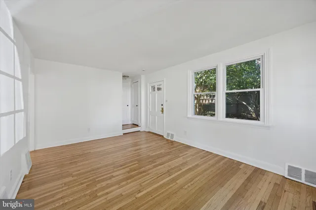 $349,000 | 1228 Old Ln Street, Drexel Hill, PA 19026