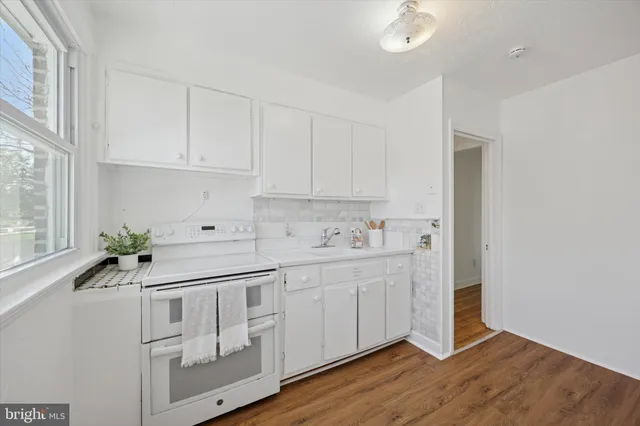 $349,000 | 1228 Old Ln Street, Drexel Hill, PA 19026