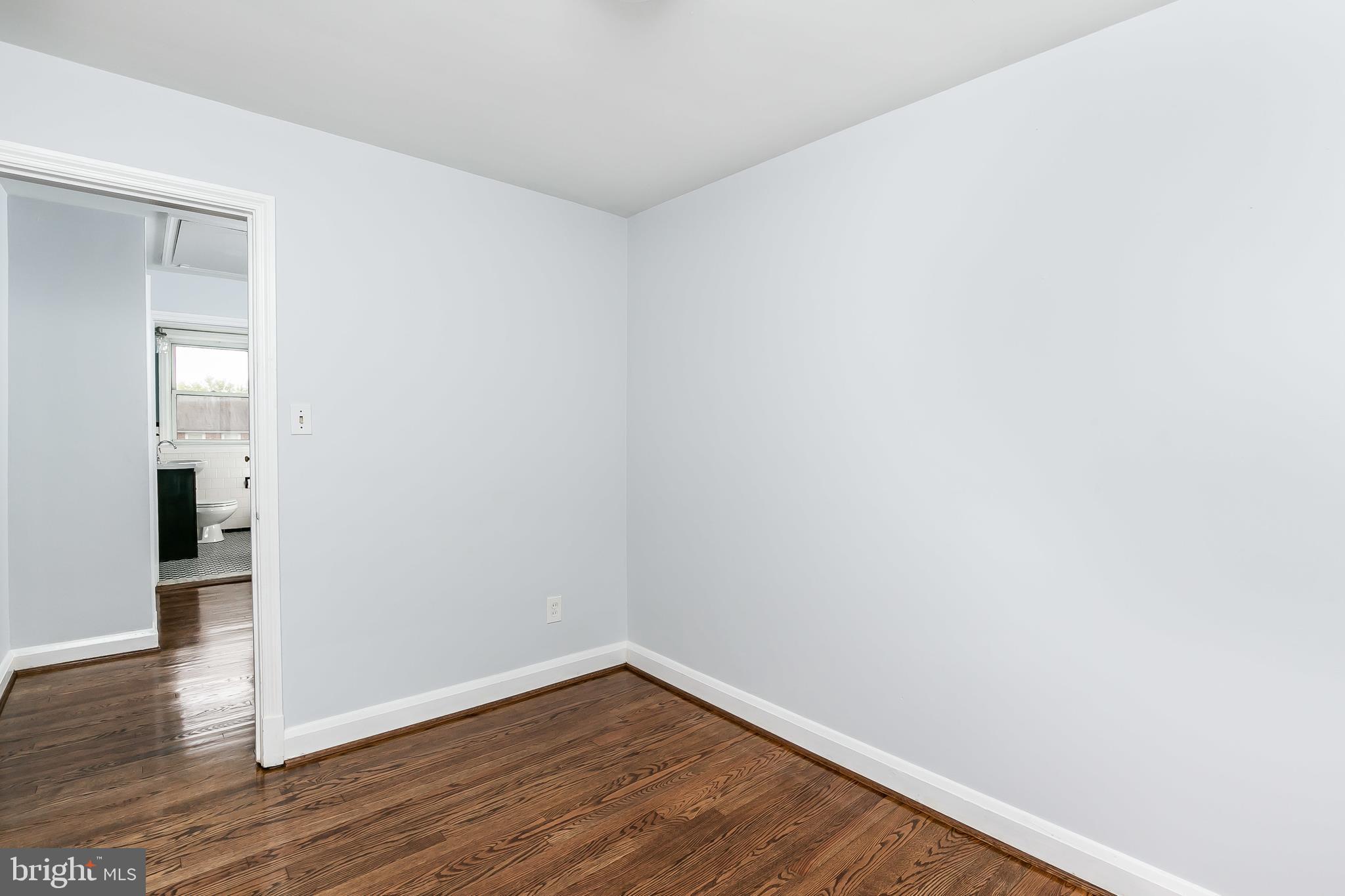 1652 Thetford Road Baltimore, MD 21286 - Photo 20 of 41 Bedroom 2