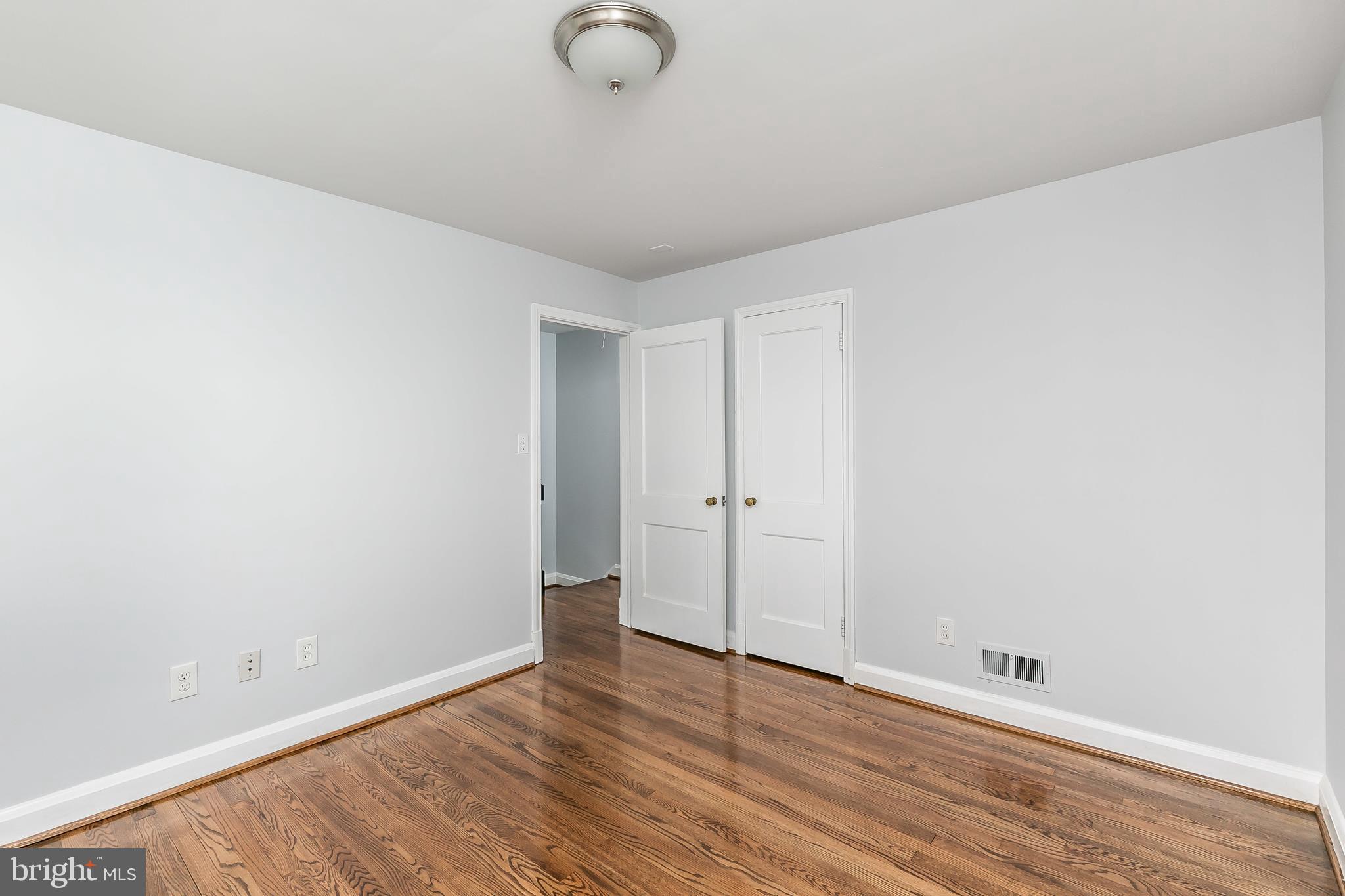 1652 Thetford Road Baltimore, MD 21286 - Photo 26 of 41 Bedroom 1
