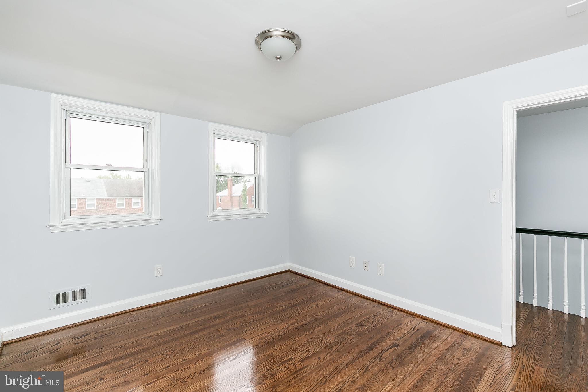 1652 Thetford Road Baltimore, MD 21286 - Photo 27 of 41 Bedroom 1