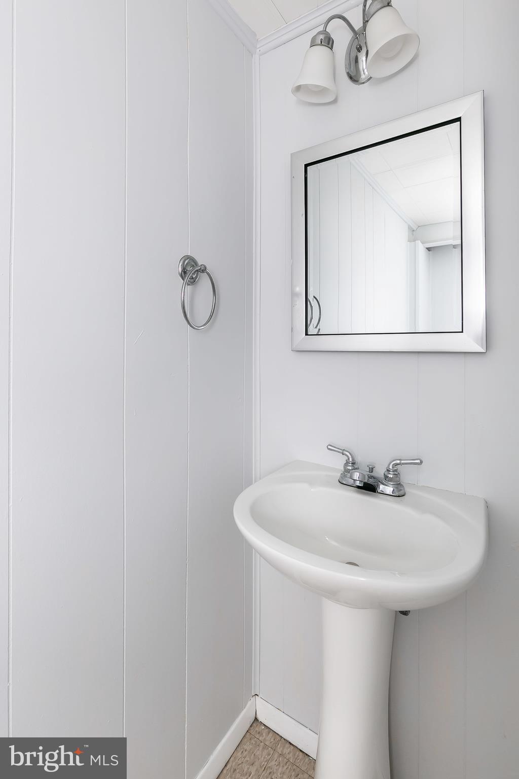 1652 Thetford Road Baltimore, MD 21286 - Photo 33 of 41 Half Basement Bathroom