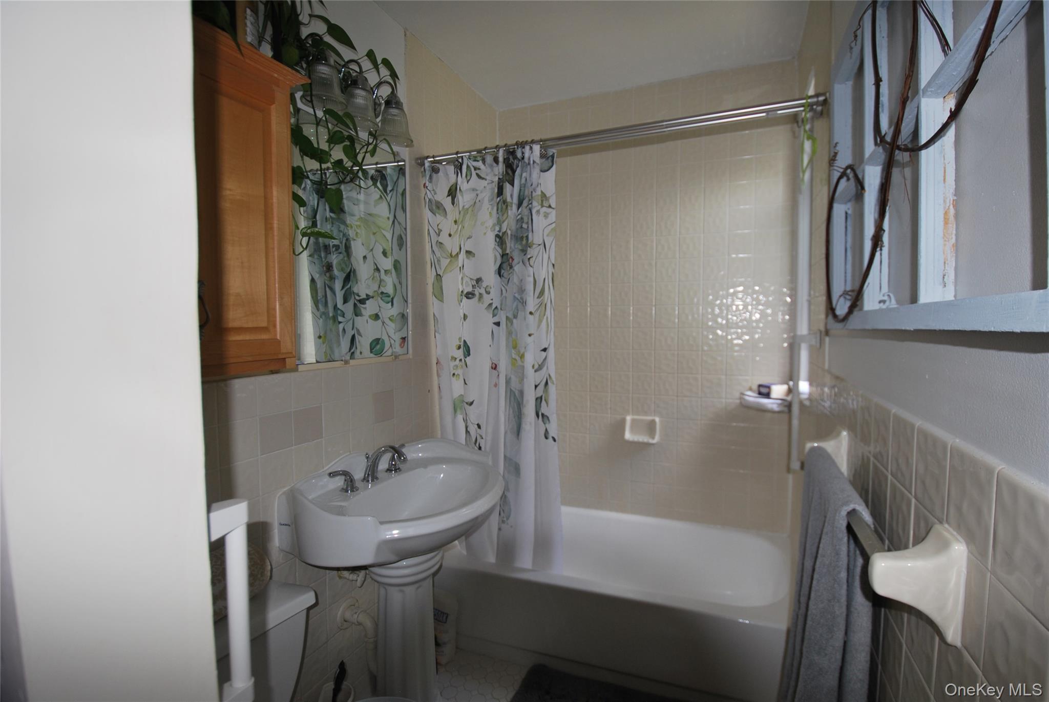 4 Stokes Road, Unit 2C Yonkers, NY 10710 - Photo 16 of 20