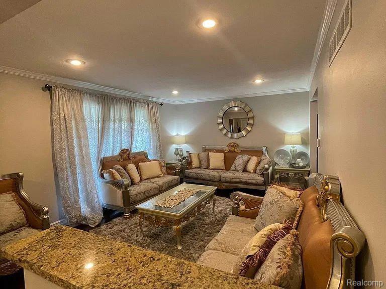 43807 Oakbrook Road Canton, MI 48187 - Photo 19 of 23
