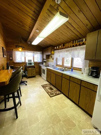 $450,000 | 174 Blue Heron Drive, Salmon, ID 83467