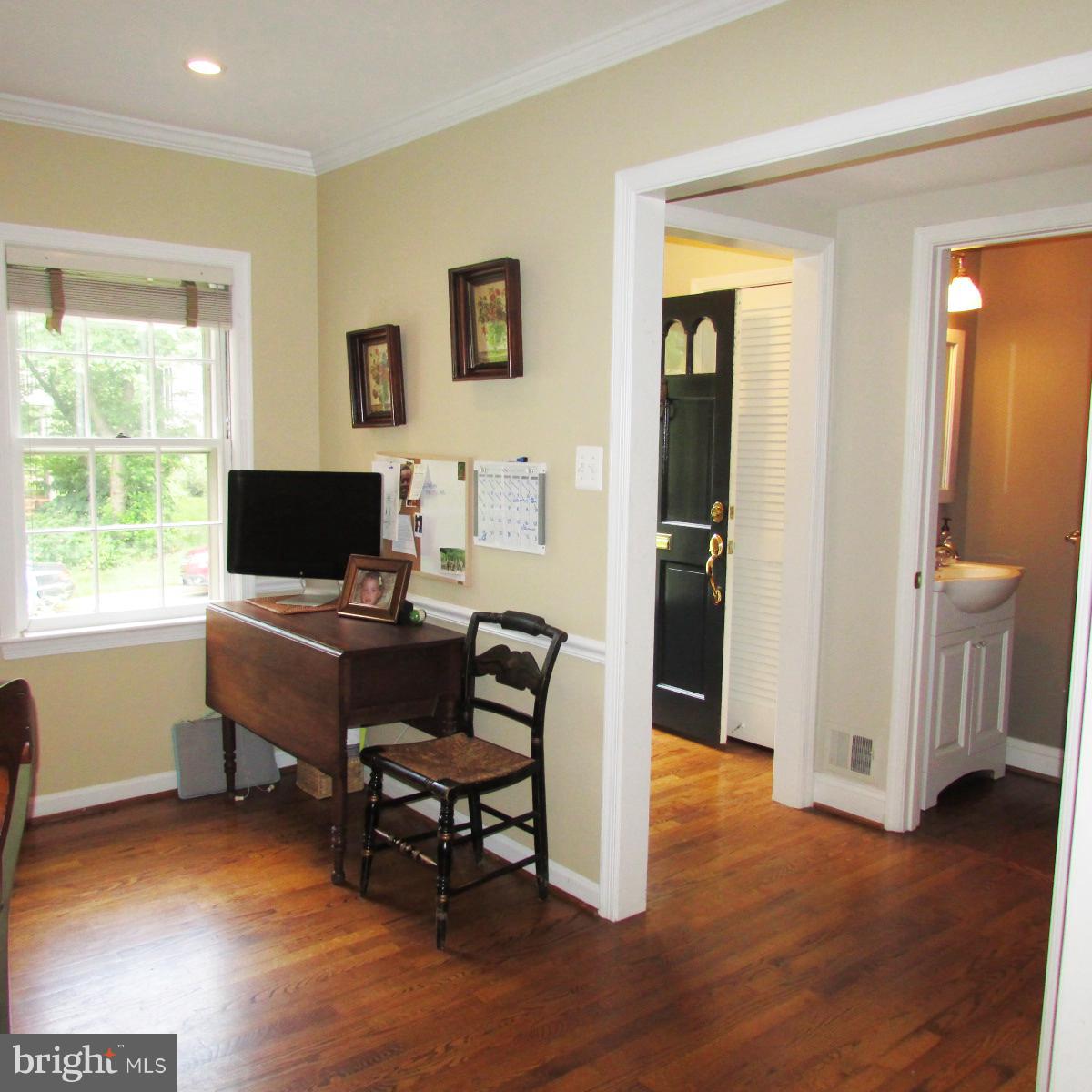 6733 Baron Road McLean, VA 22101 - Photo 10 of 29 Foyer and entry way with Powder Room and Closet