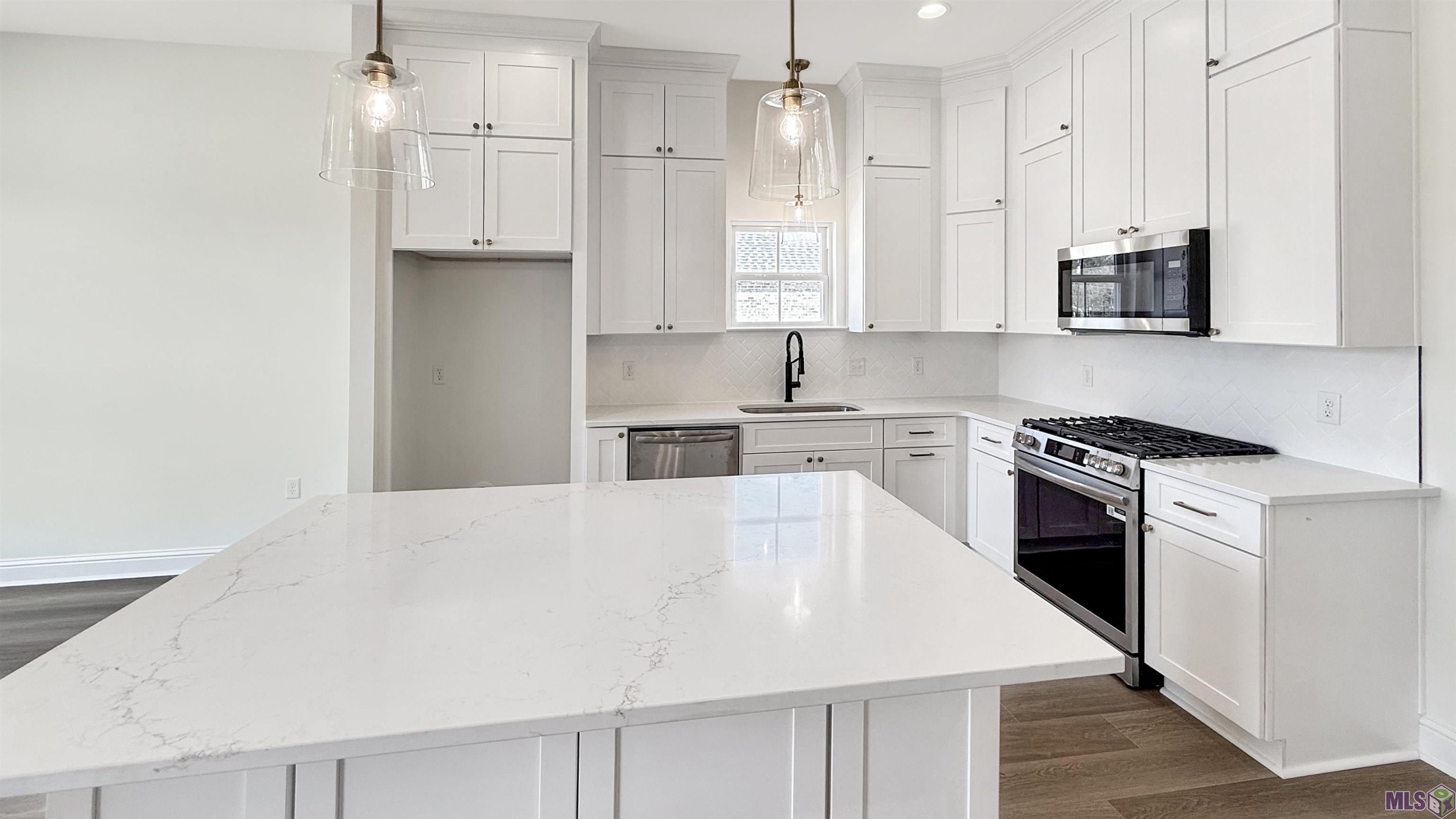 31497 Dunn Road Denham Springs, LA 70726 - Photo 3 of 16