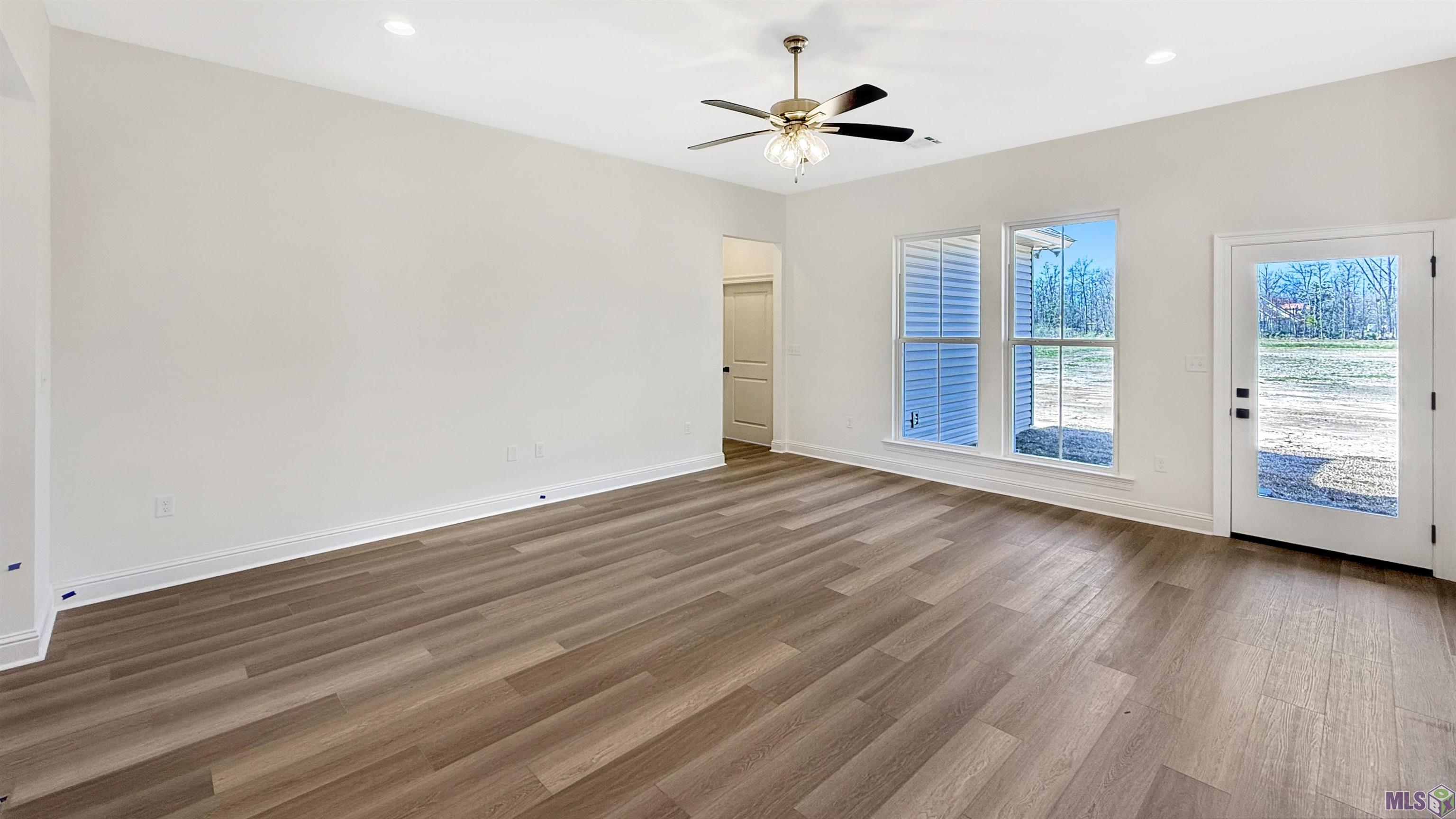 31497 Dunn Road Denham Springs, LA 70726 - Photo 7 of 16