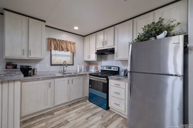 $510,000 | 11211 Fm 2779, Moore, TX 78057