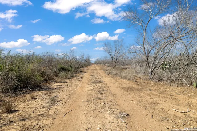 $510,000 | 11211 Fm 2779, Moore, TX 78057