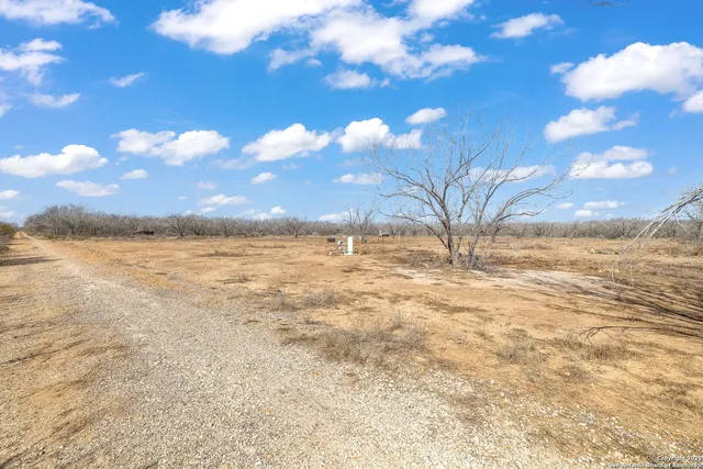 $510,000 | 11211 Fm 2779, Moore, TX 78057