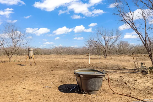 $510,000 | 11211 Fm 2779, Moore, TX 78057