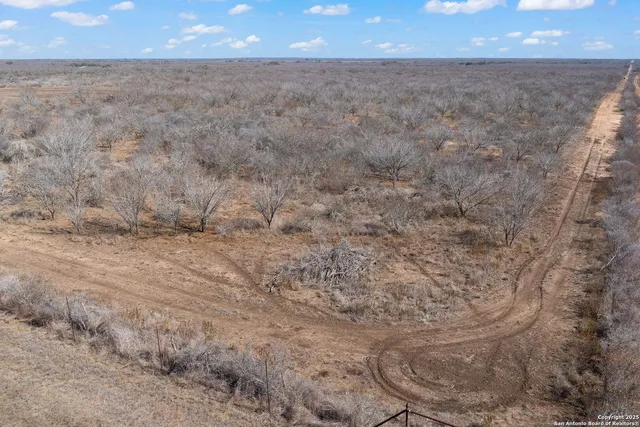 $510,000 | 11211 Fm 2779, Moore, TX 78057