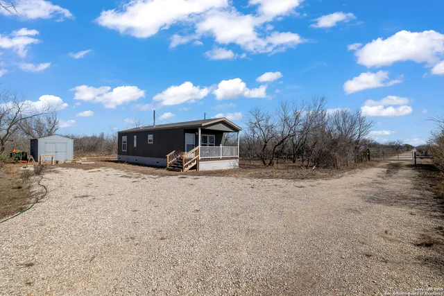 $510,000 | 11211 Fm 2779, Moore, TX 78057