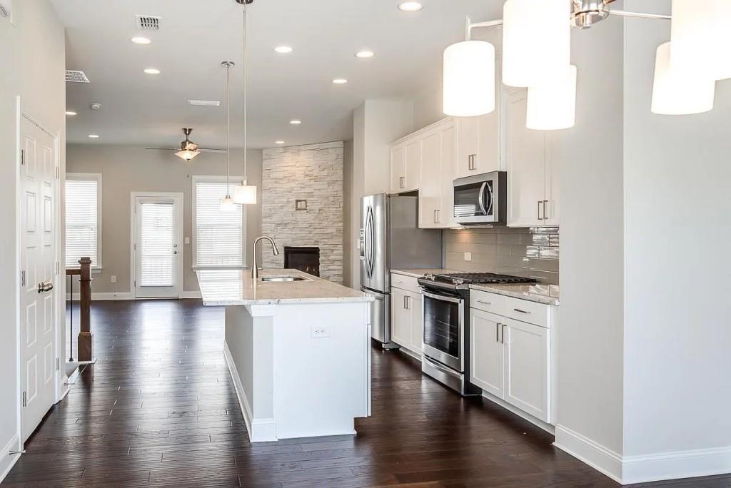 2044 Rockledge Road Northeast Atlanta, GA 30324 - Photo 2 of 4 Gallery Image 2