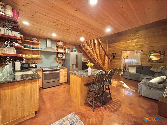 a view of a storage & utility room