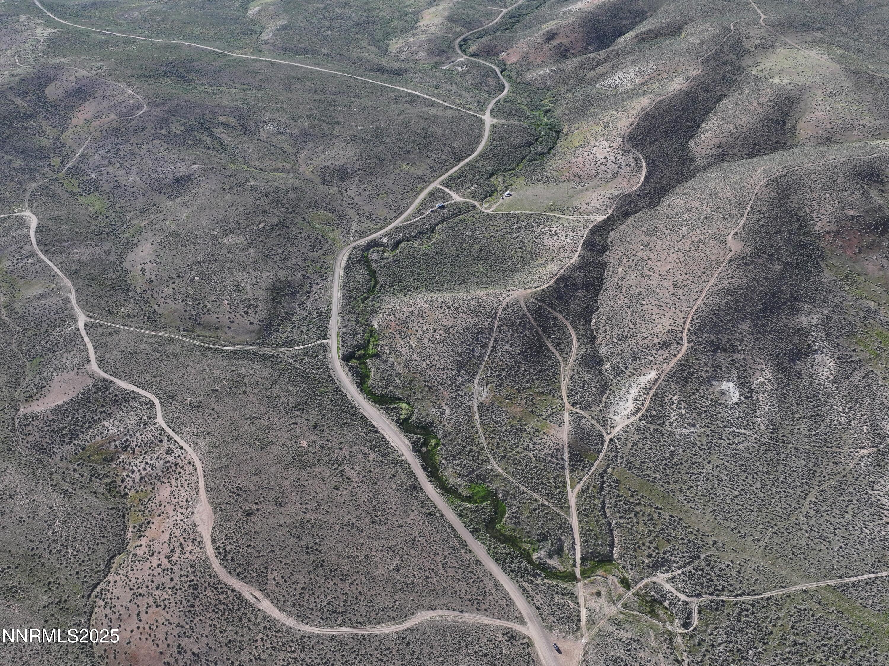 a view of a basket ball court