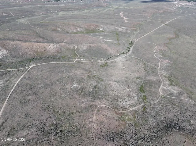 a picture of a bath tub