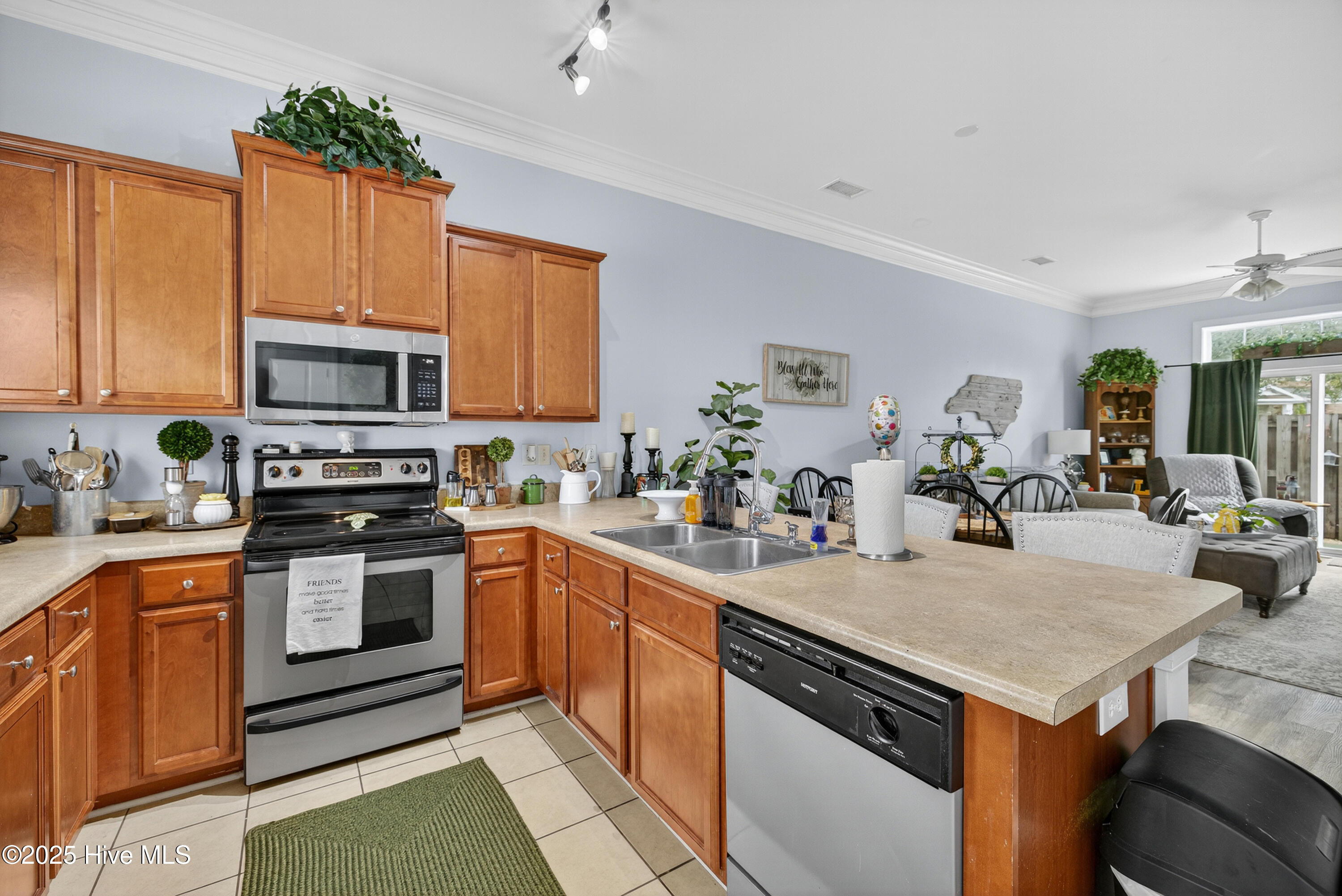 5103 Exton Park Loop Castle Hayne, NC 28429 - Photo 7 of 23 5103ExtonParkLoop-kitchen 2
