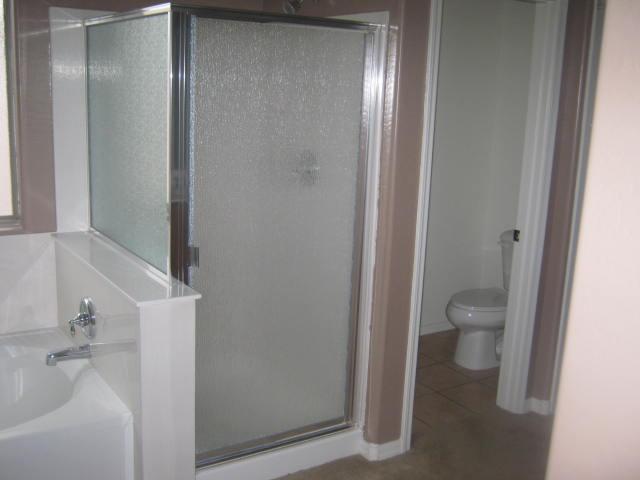 6840 West Ridgeline Road Peoria, AZ 85383 - Photo 6 of 7 Master bath