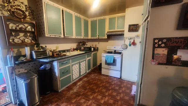 $1,300,000 | 5164 Charles Street, Oxnard, CA 93033