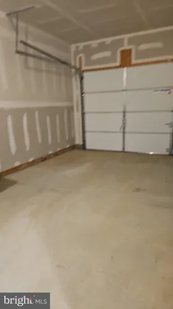 a view of a garage
