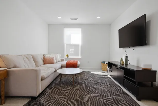 $749,900 | 18445 58th Avenue North, Minneapolis, MN 55446