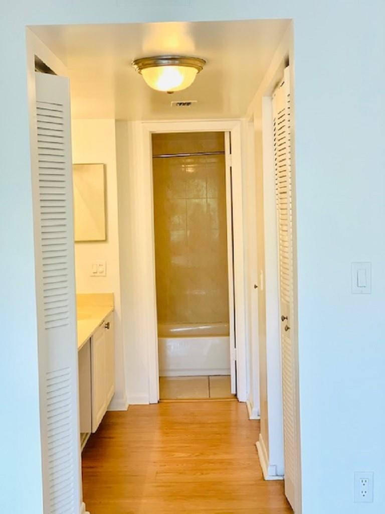 721 North Pine Island Road, Unit 213 Plantation, FL 33324 - Photo 14 of 34 a view of a bathroom with a tub