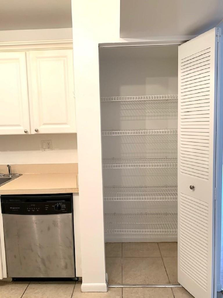 721 North Pine Island Road, Unit 213 Plantation, FL 33324 - Photo 10 of 34