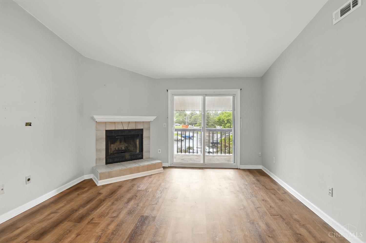 1111 Shayler Road, Unit 12 Batavia, OH 45103 - Photo 4 of 20 Gallery Image 4