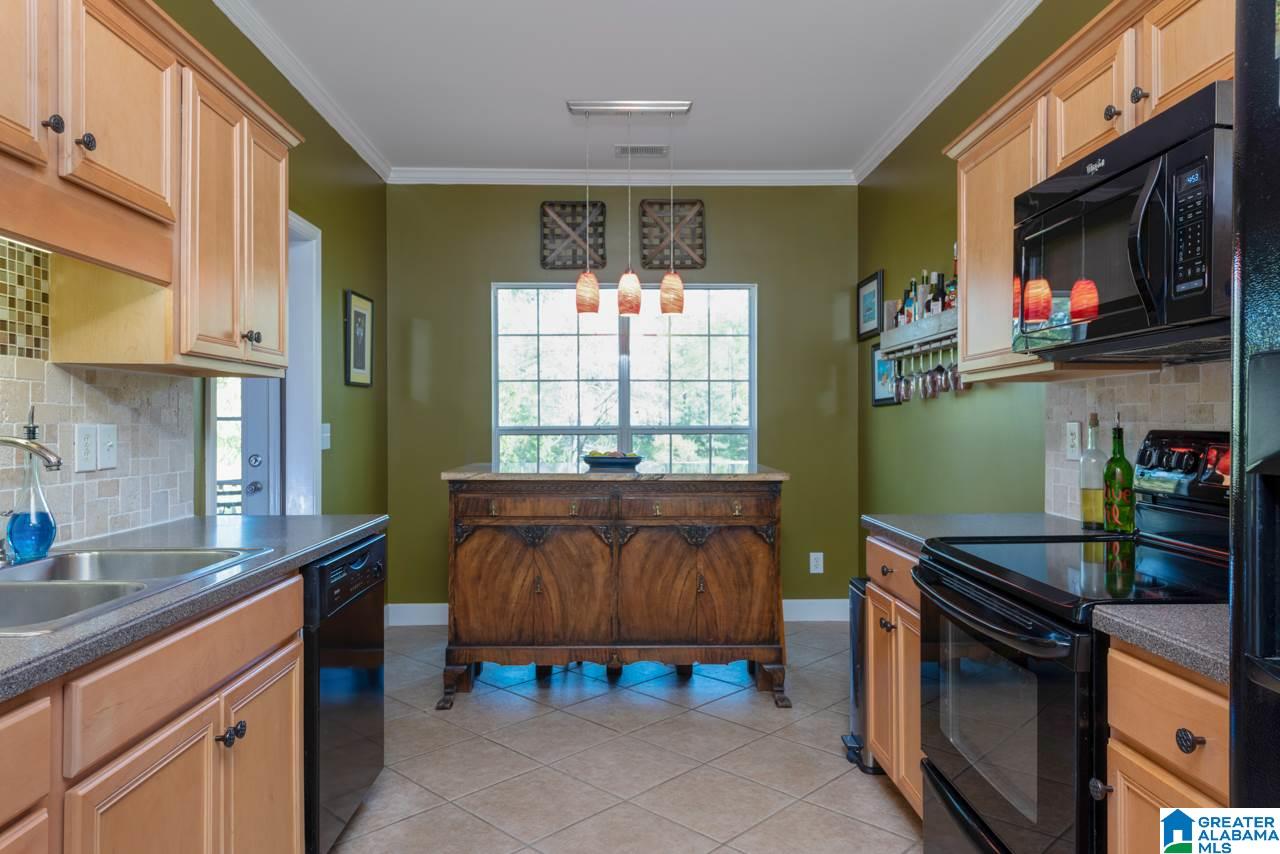 405 Sunset Lake Circle Chelsea, AL 35043 - Photo 9 of 40