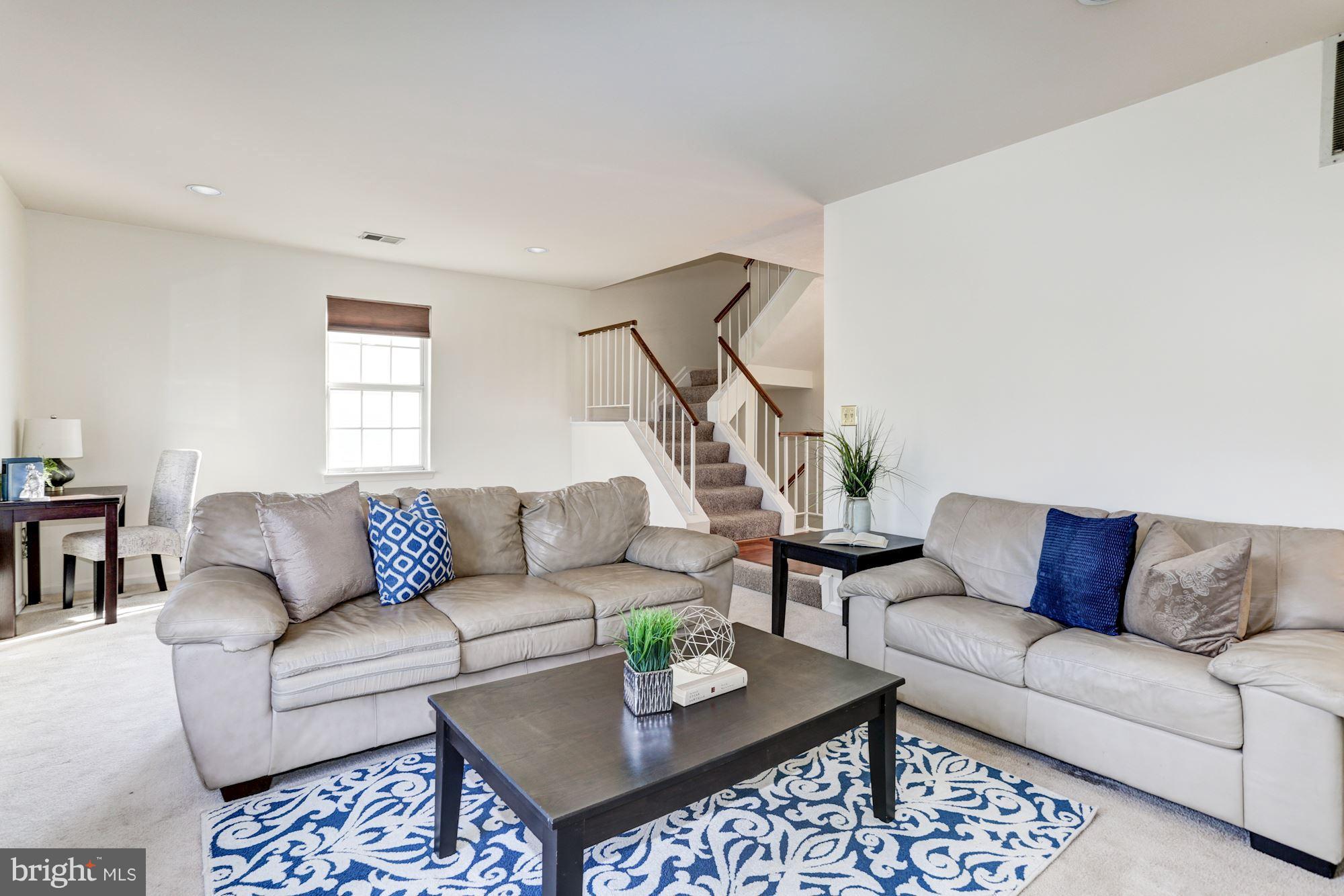 6819 Mayfair Road Laurel, MD 20707 - Photo 12 of 40 Large Living room w sitting area and office setup
