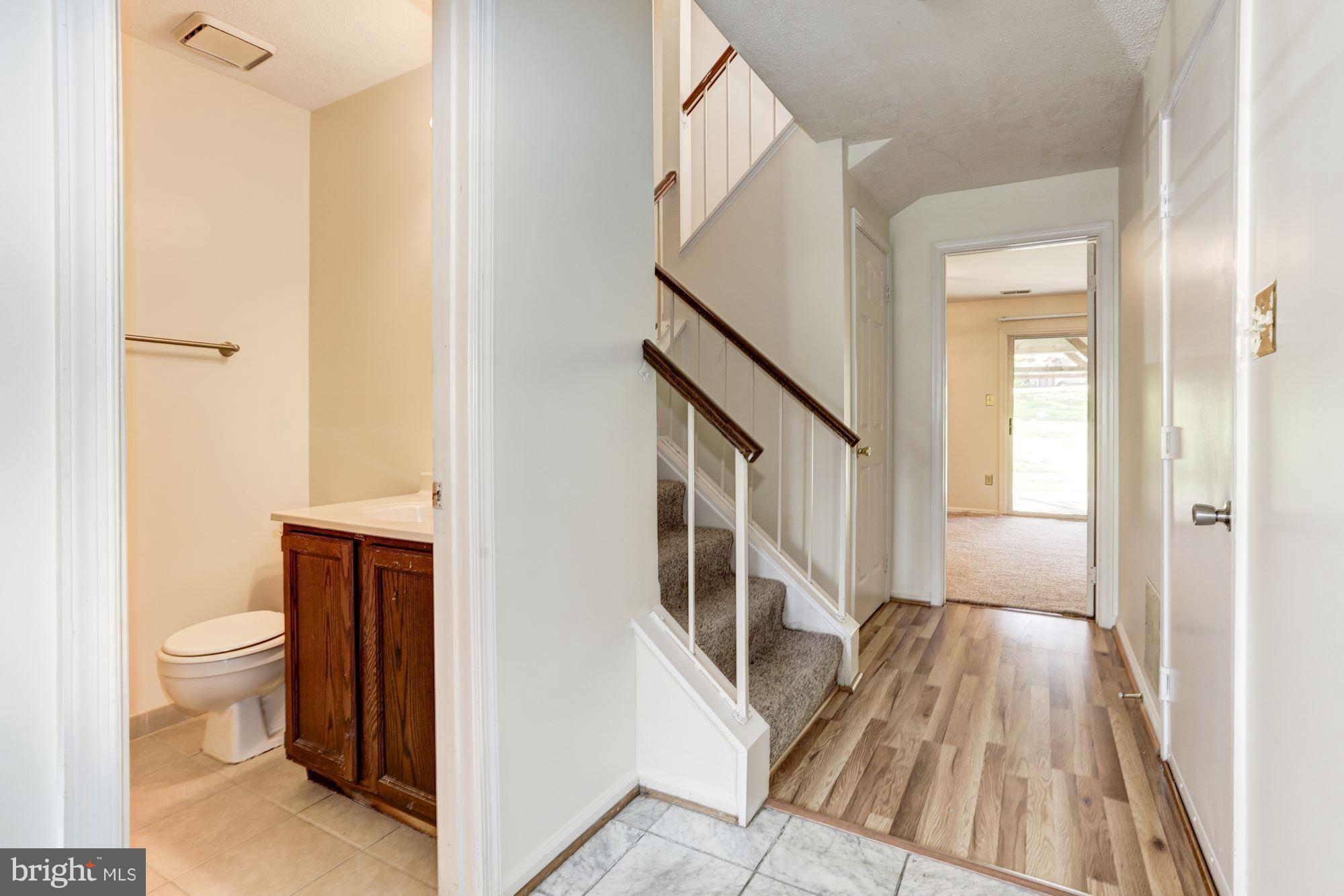 6819 Mayfair Road Laurel, MD 20707 - Photo 5 of 40 Full bath on first floor