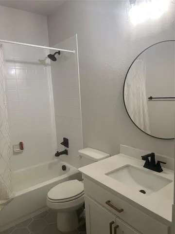 $2,900 | 4304 Expedition Drive, Oak Point, TX 75068