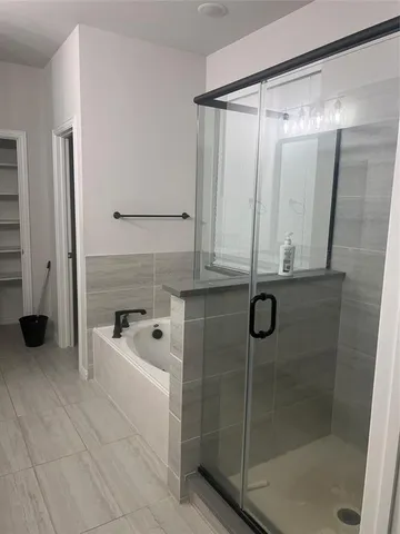 $2,900 | 4304 Expedition Drive, Oak Point, TX 75068