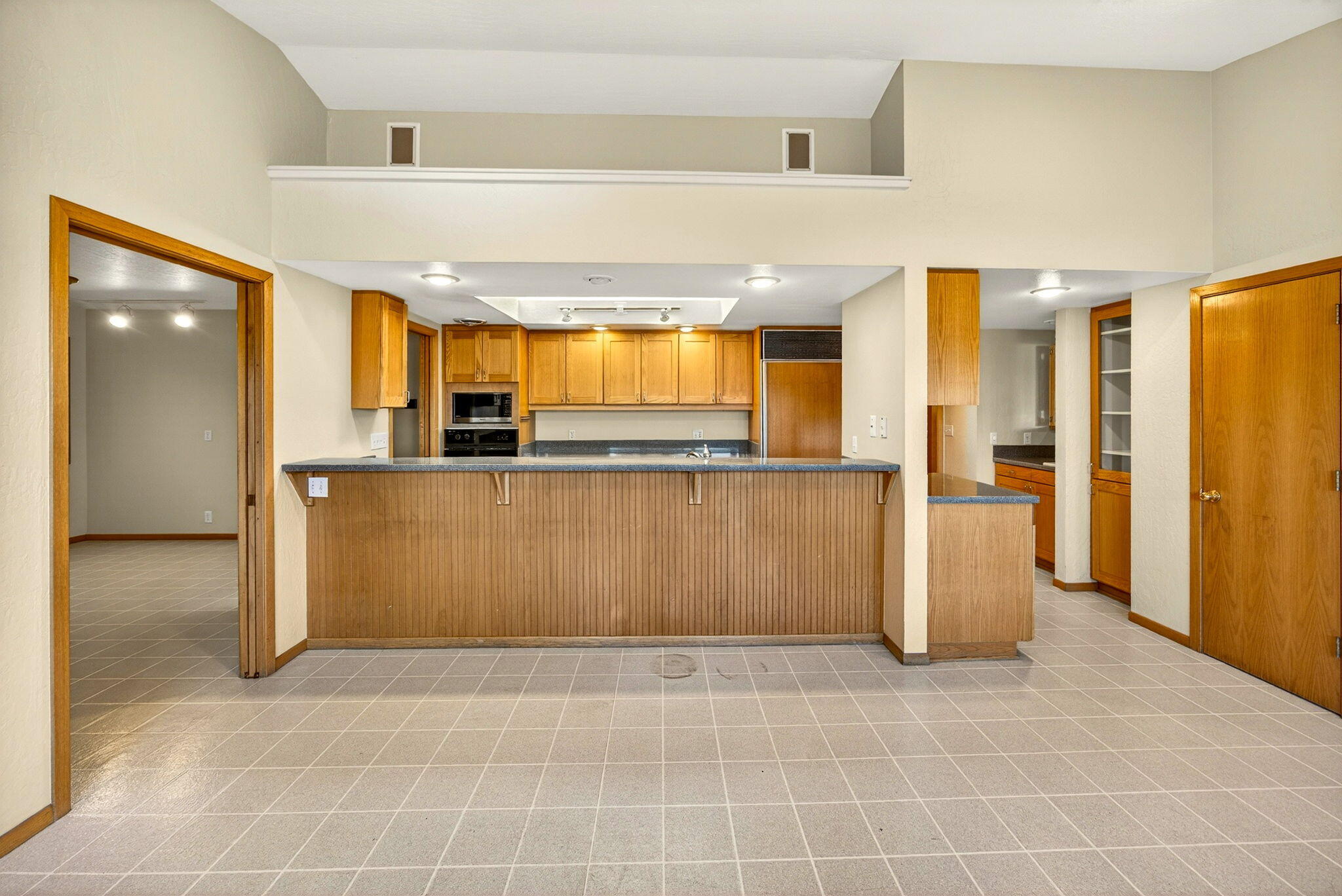 1800 Peachey Road Ashland, OR 97520 - Photo 16 of 83 ApxPR00022
