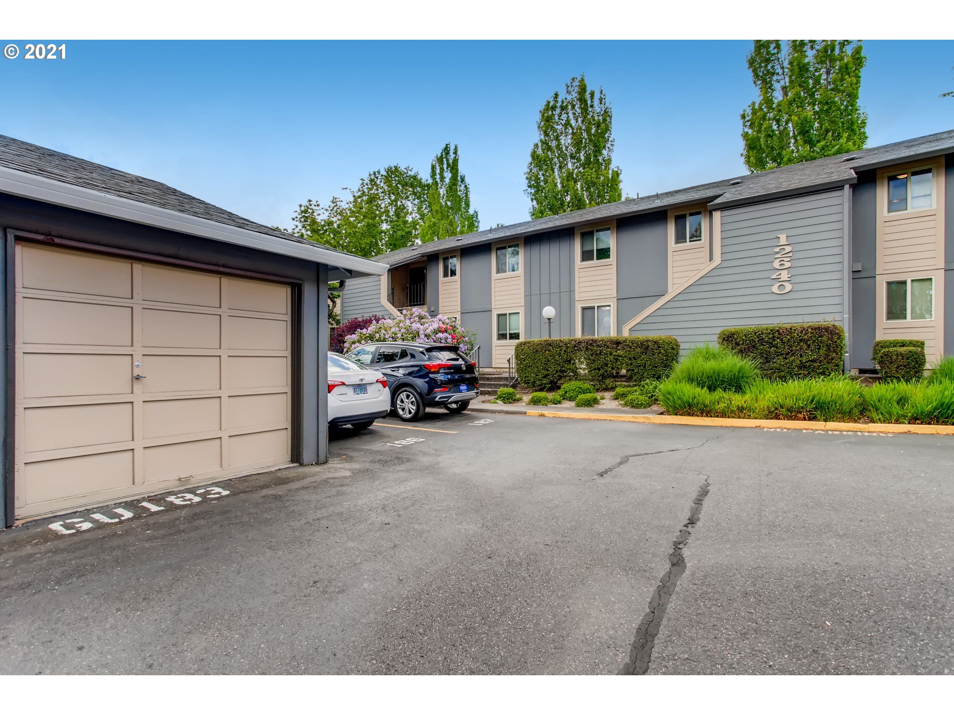 12640 Northwest Barnes Road, Unit 6 Portland, OR 97229 - Photo 2 of 14 Gallery Image 2