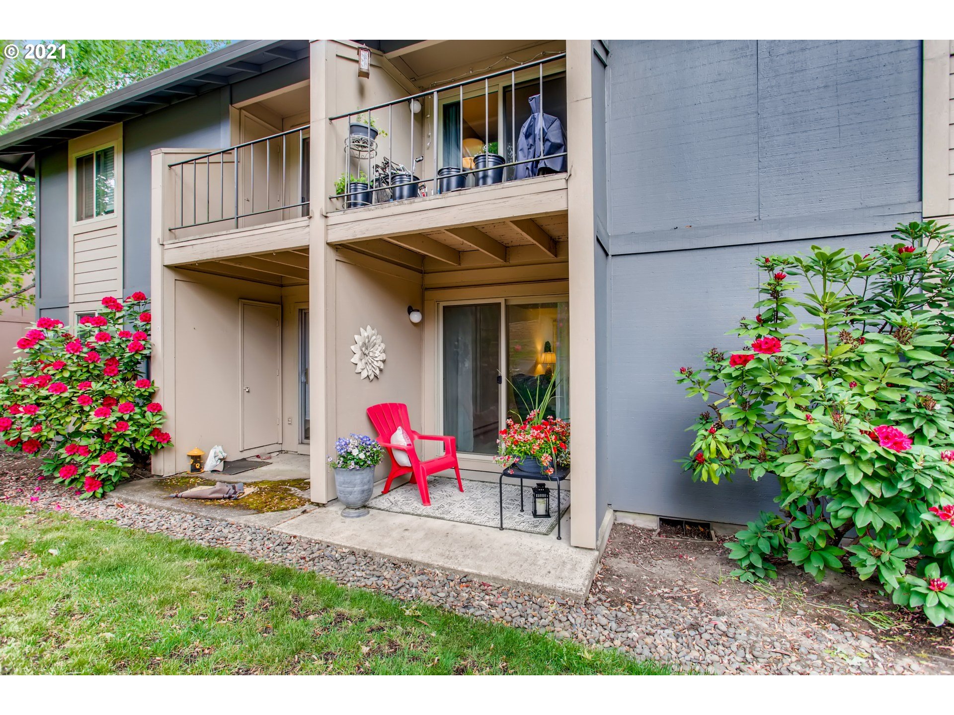 12640 Northwest Barnes Road, Unit 6 Portland, OR 97229 - Photo 12 of 14 Gallery Image 12