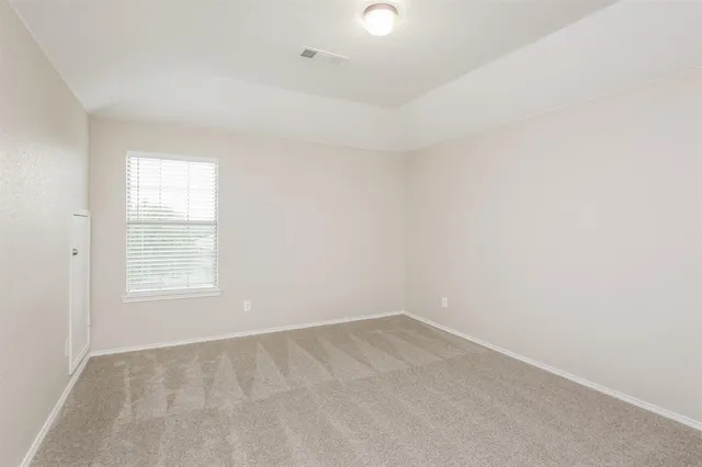 $2,815 | 533 Crown Oaks Drive, Fort Worth, TX 76131