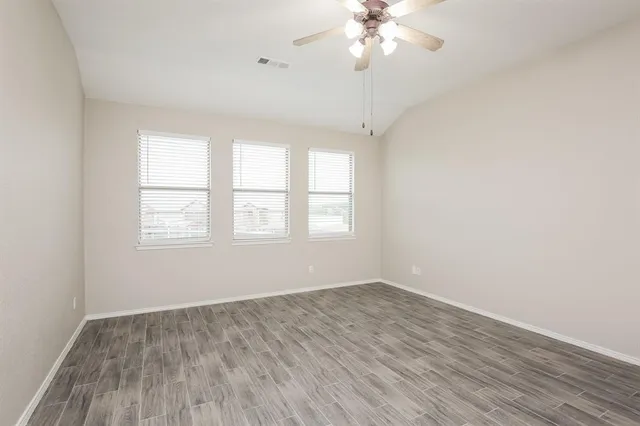 $2,815 | 533 Crown Oaks Drive, Fort Worth, TX 76131