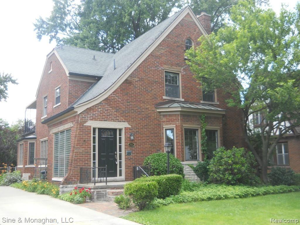 731 Lincoln Road Grosse Pointe, MI 48230 - Photo 1 of 42 DSCN0480.jpg