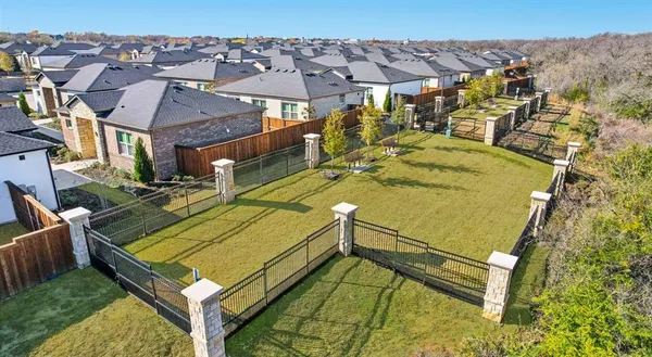 $2,299 | 3950 Dechman Drive, Unit 4038, Grand Prairie, TX 75052