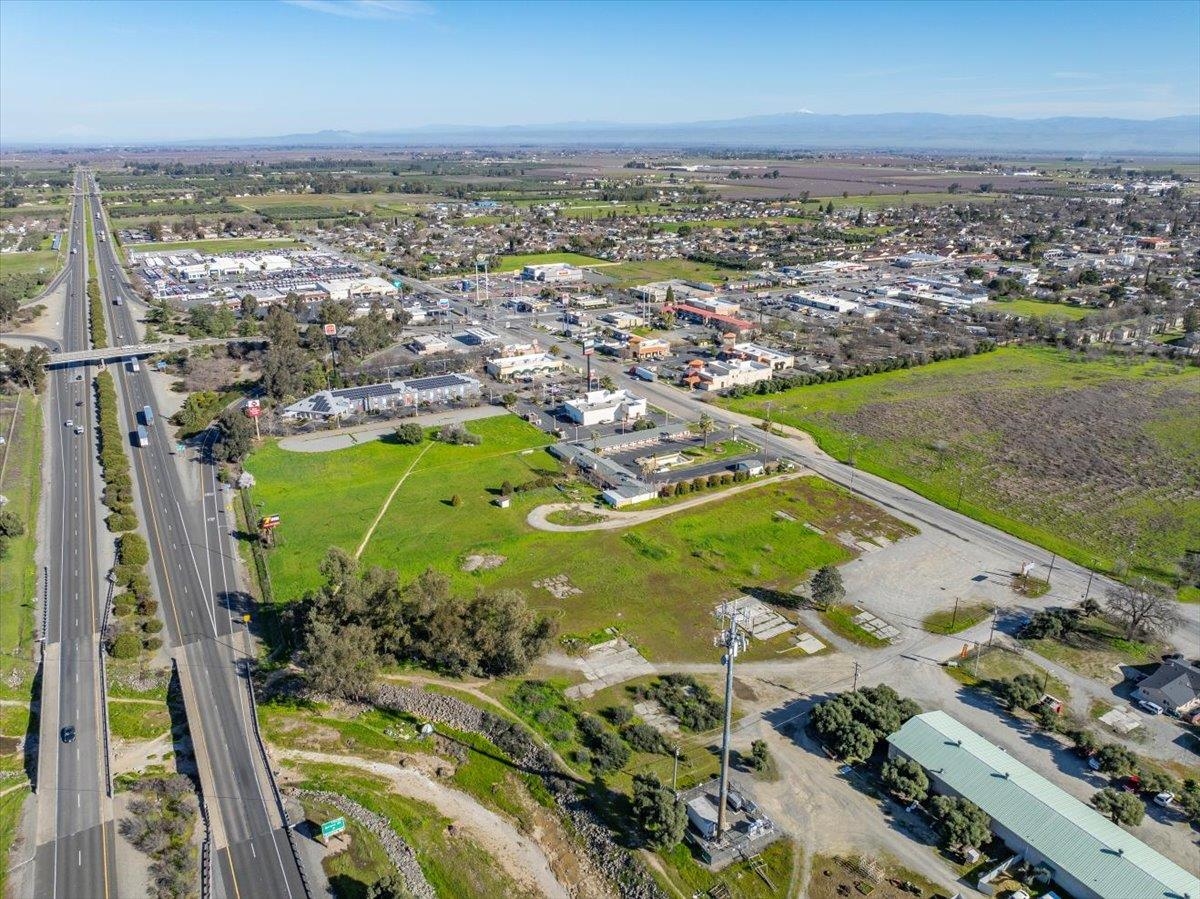 1075 Highway 99 West Corning, CA 96021 - Photo 4 of 11