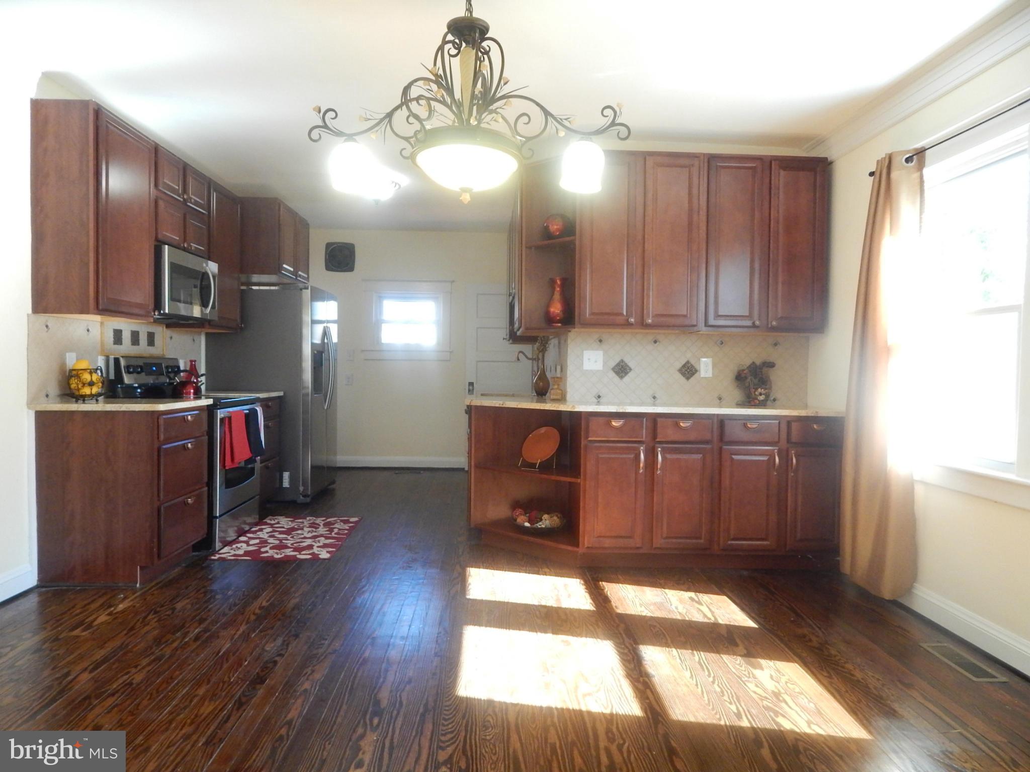 5617 Tramore Road Baltimore, MD 21214 - Photo 4 of 30 Kitchen