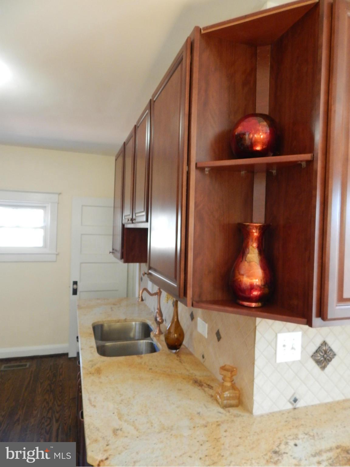 5617 Tramore Road Baltimore, MD 21214 - Photo 8 of 30 Kitchen